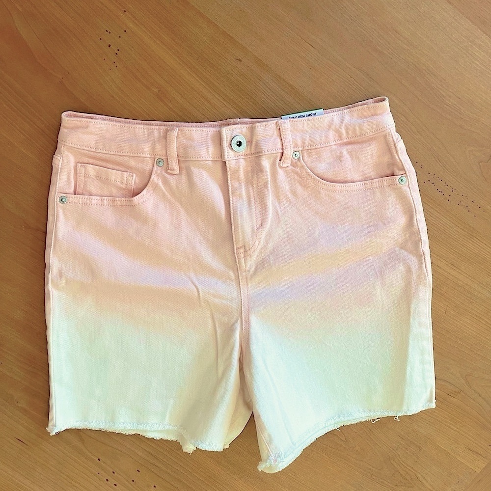 Style & Co women’s size 8 high rise Fray Hem shorts peach ivory $30 new